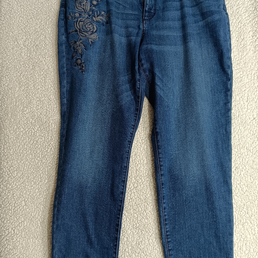 St  John's Bay Denim Embroidered Jeans Size 16